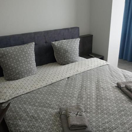 Luxury Central Apartment Uzhhorod Exterior photo